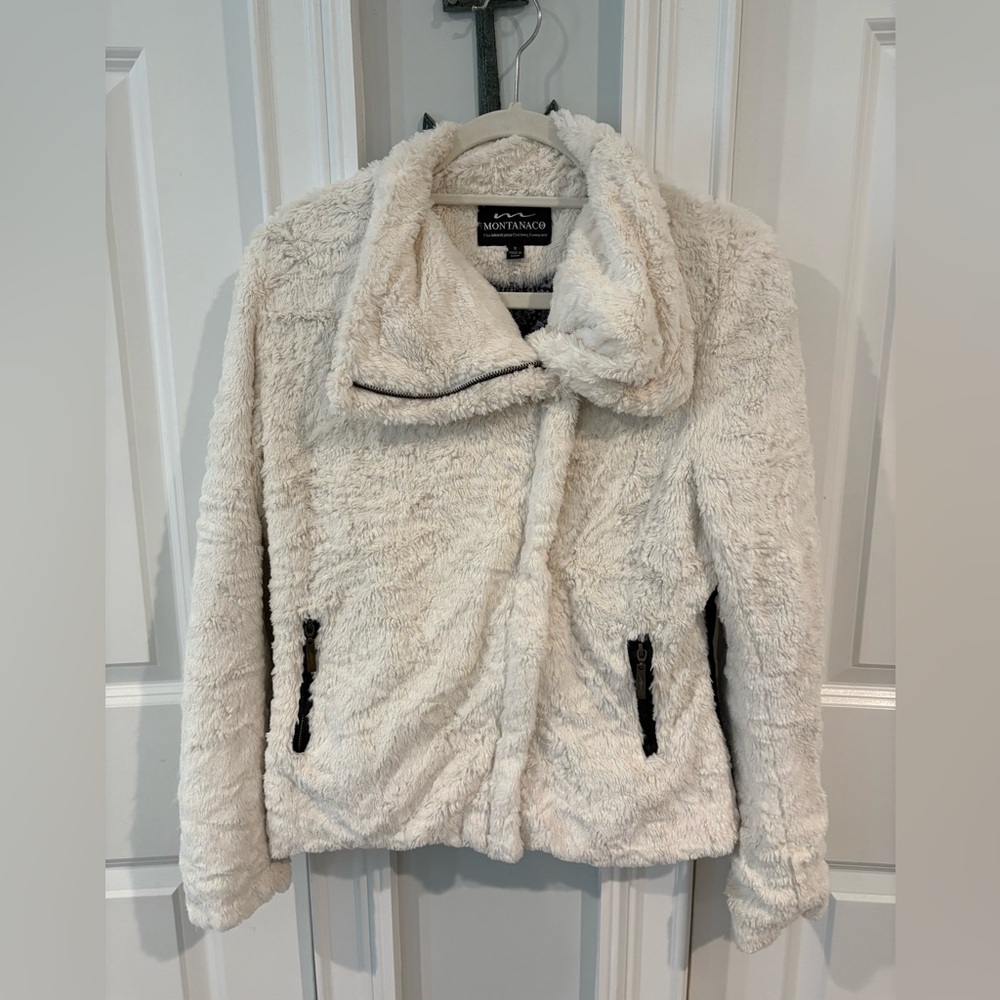 MontanaCo Women's Cream Fleece Jacket with Faux Leather Side Detail